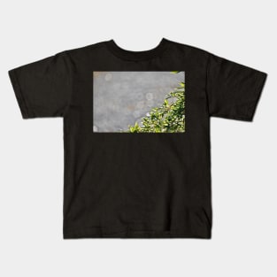 bamboo leaves border Kids T-Shirt